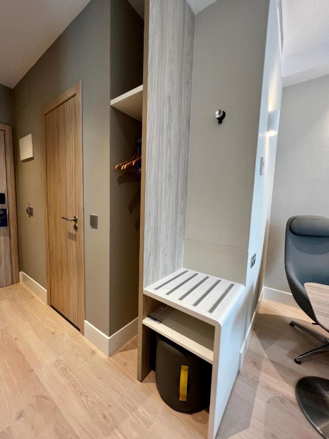 Holiday Inn Express - Madrid - Airport By Ihg Ngoại thất bức ảnh