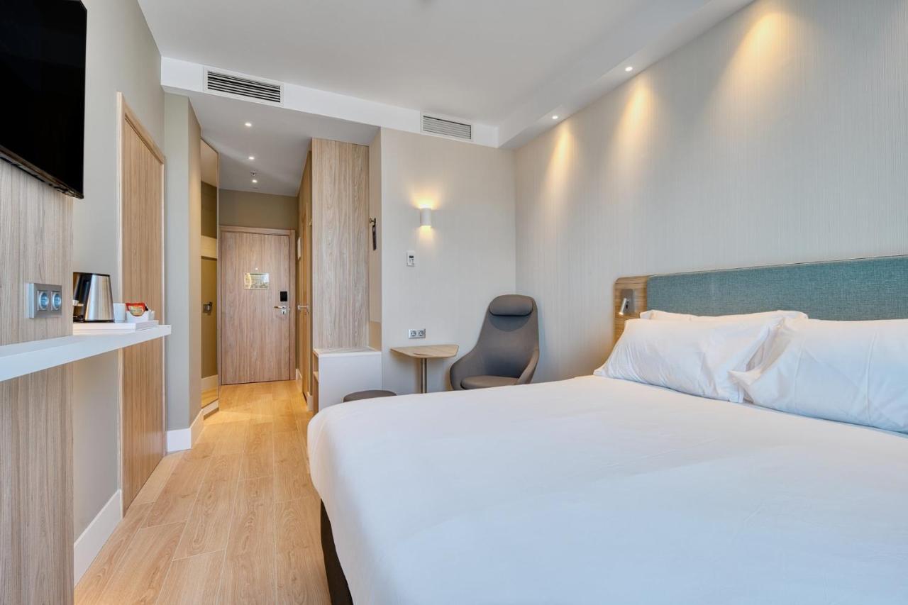 Holiday Inn Express - Madrid - Airport By Ihg Ngoại thất bức ảnh