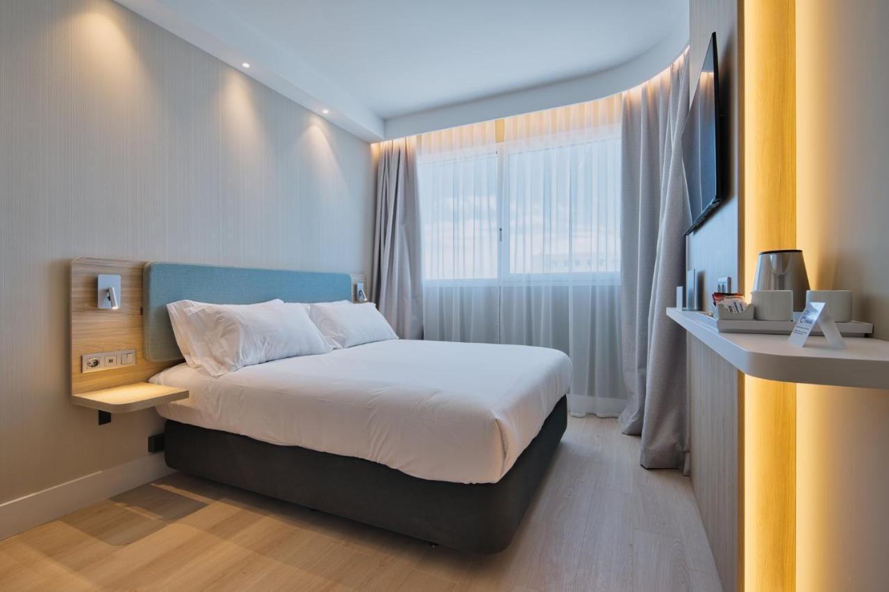 Holiday Inn Express - Madrid - Airport By Ihg Ngoại thất bức ảnh