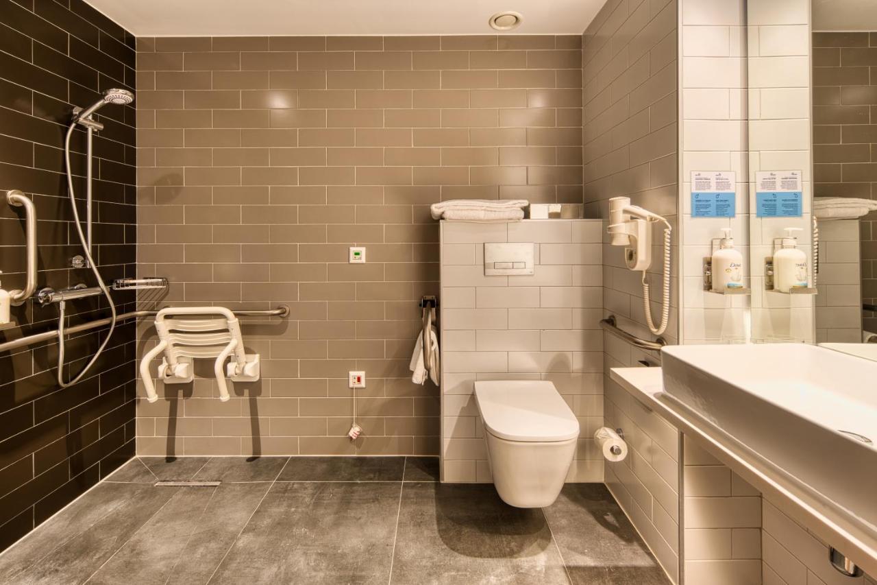Holiday Inn Express - Madrid - Airport By Ihg Ngoại thất bức ảnh