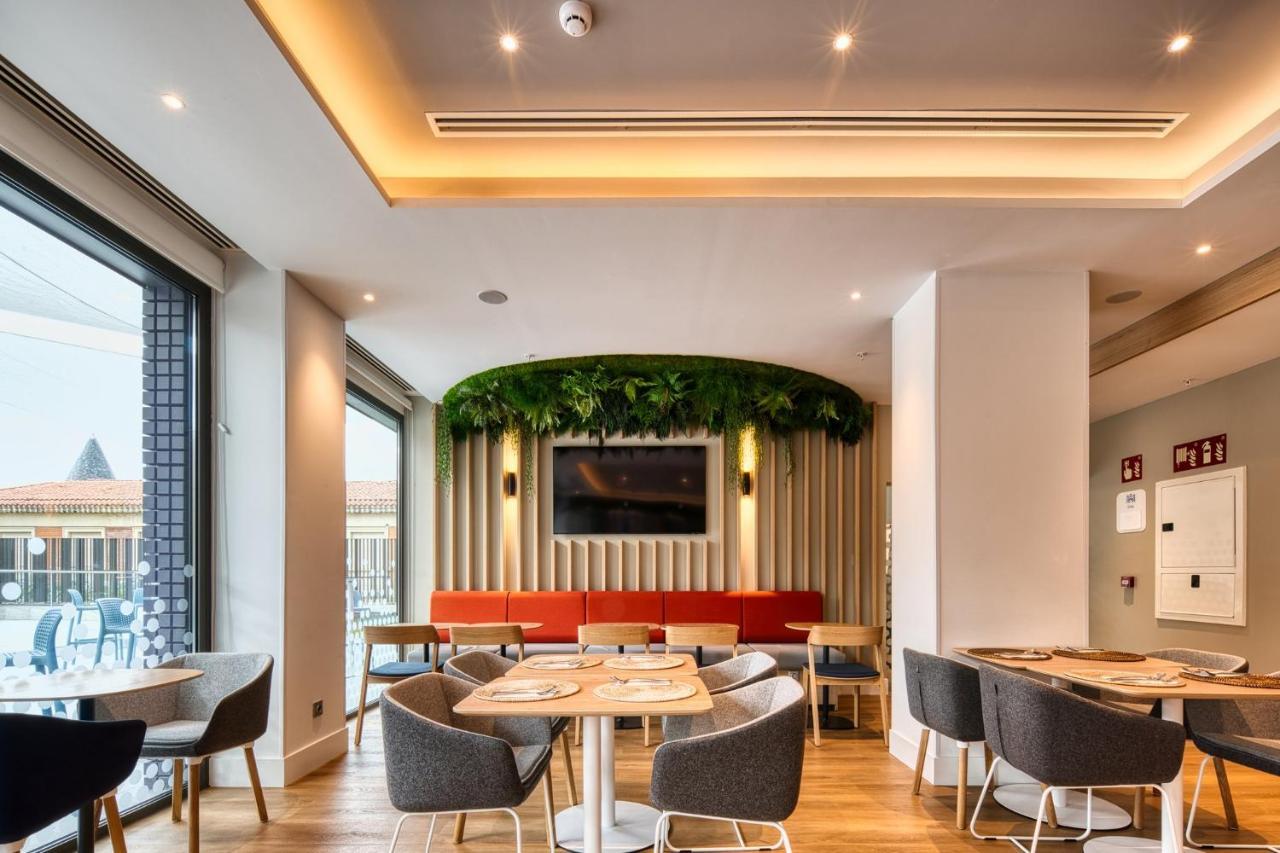 Holiday Inn Express - Madrid - Airport By Ihg Ngoại thất bức ảnh
